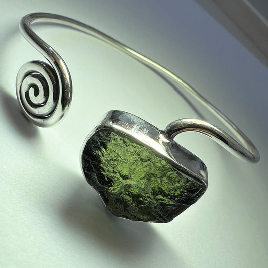 Moldavite "leaf" silver bracelet.
