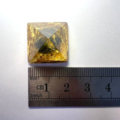 Moldavite Orgone Generator Pyramid – 18mm