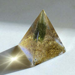 Moldavite Orgone Generator Pyramid 28mm