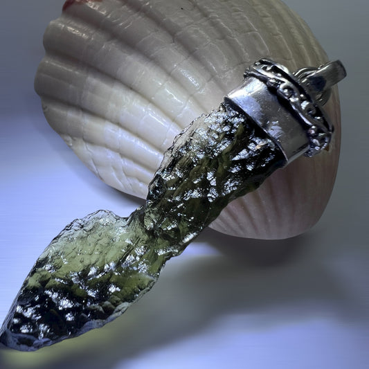 3.63g Moldavite/Silver pendant