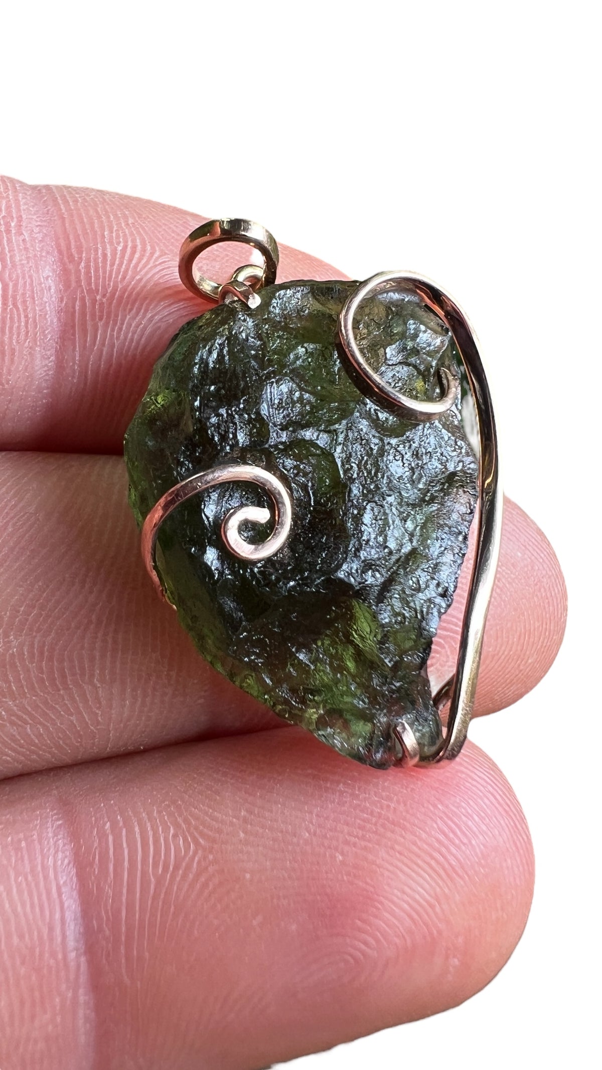 Moldavite pendant 14ct rosegold - 4.5g