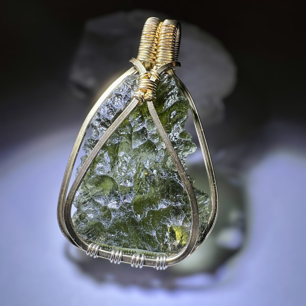 3g Gold/Moldavite pendant