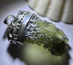 3.15g Moldavite silver pendant.