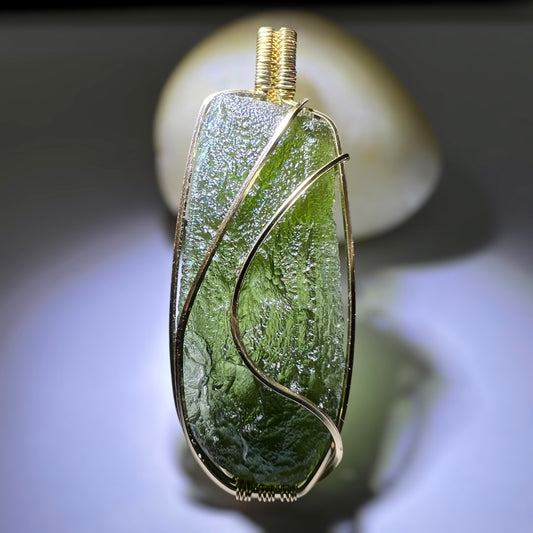 7.92g Moldavite & Gold Pendant