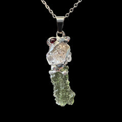 Triple Stone Harmony Pendant – Czech Garnet, Hyalite & Moldavite (Lead-Free Pewter)