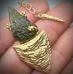 Botanical Form Gold-Plated Moldavite Necklace (2.14g)