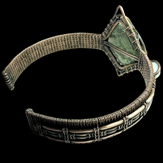 Moldavite Copper Bracelet with Ethiopian opal