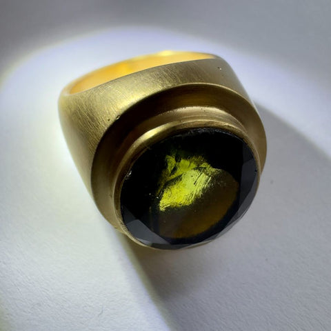 Faceted Natural Moldavite ring in gold plated sterling silver, 1.76g, Chlum, size 7