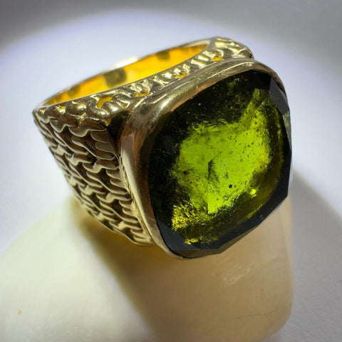 SR1026-R8 jewellery photograph