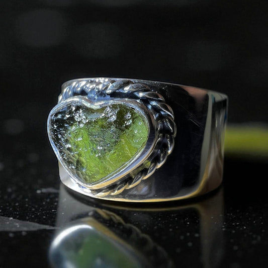 Heart Band Moldavite Silver Ring – Open Size 8 (R)