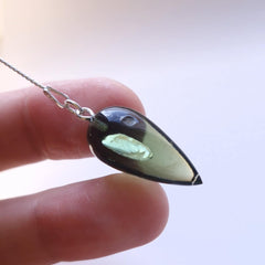 Apple Green Pendulum, Large Enclosed Bubble  (3.0g)