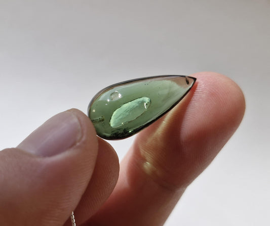 Apple Green Pendulum, Large Enclosed Bubble  (3.0g)