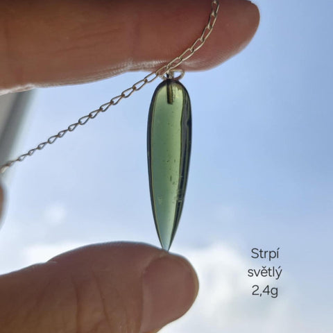 2.4g Light Pendulum – Hand-Carved by Pavlína Čambalová