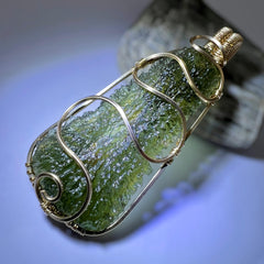 4.92g Moldavite/ Gold Pendant